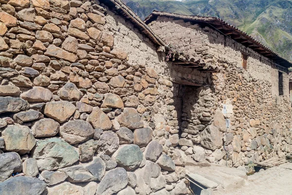 Gamle huse i Ollantaytambo landsby - Stock-foto