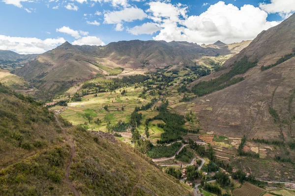 Valle cerca del pueblo de Pisac — Foto de Stock