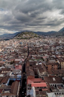 Quito havadan görünümü