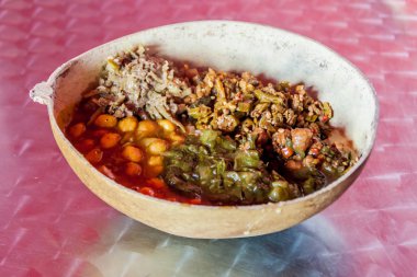 Öğün fasulye oluşan