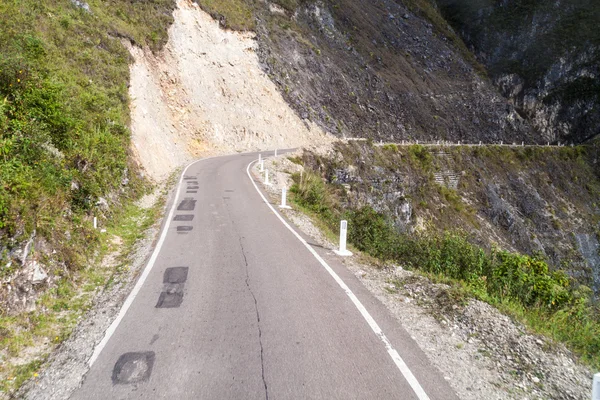 Camino de montaña en Perú —  Fotos de Stock