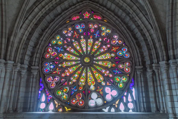 Basiliek van de nationale gelofte in Quito — Stockfoto