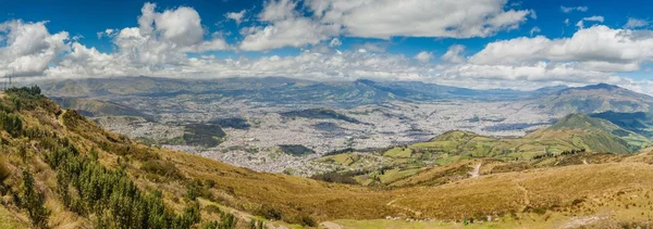 Quito, Ekvator başkenti — Stok fotoğraf