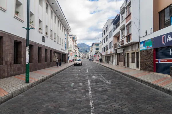 Strada nel centro della città di Ibarra, Ecuador — Foto Stock