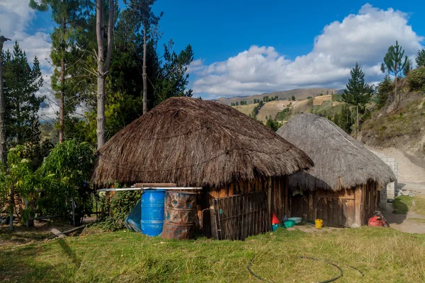Pequenas cabanas na aldeia de Guayama — Fotografia de Stock
