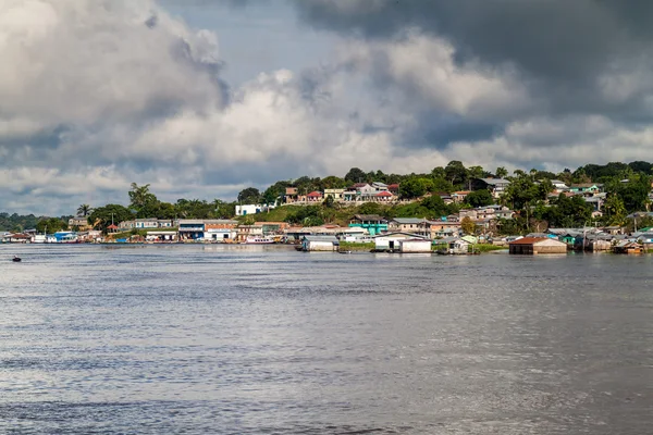 Jetée du port fluvial de Santo Antonio de Ica ville — Photo