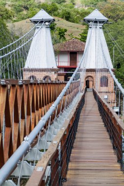 Puente de Occidente 