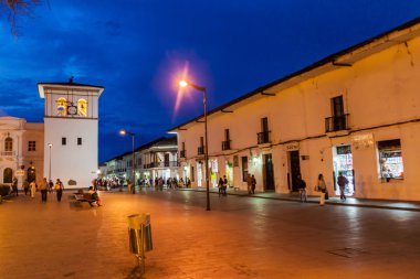  Parque Caldas koloni şehri Popayan içinde