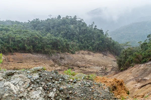 Landslide on a road in Cuenca region of Colombia — Stock Photo, Image