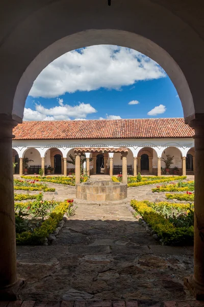 Courtyard of a convent Santo Ecce Homo — Stock Photo, Image