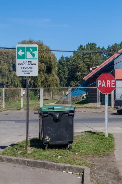 Znak Strefa Zagrożenia Tsunami Achao Village Chile — Zdjęcie stockowe