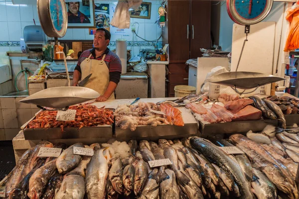 Santiago Chile Marca 2015 Świeże Ryby Owoce Rynku Mercado Central — Zdjęcie stockowe