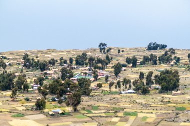 Alanlar ve Mera Amantani Adası Titicaca gölü, Peru