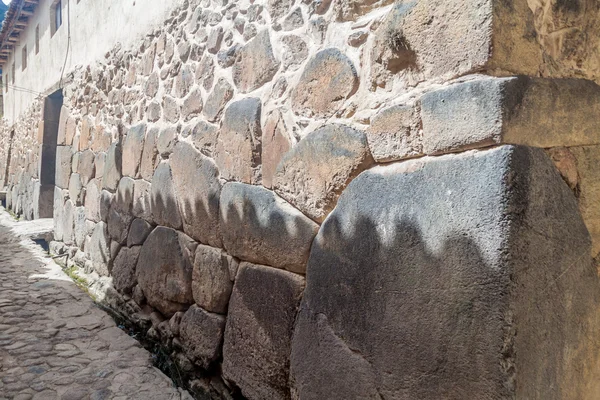 秘鲁印加神圣山谷坦波村的古城墙 — 图库照片