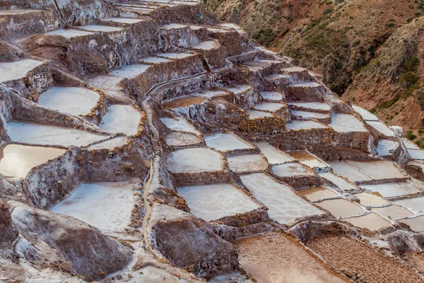神聖な谷のインカ ペルーに塩抽出鍋 サリナス — ストック写真
