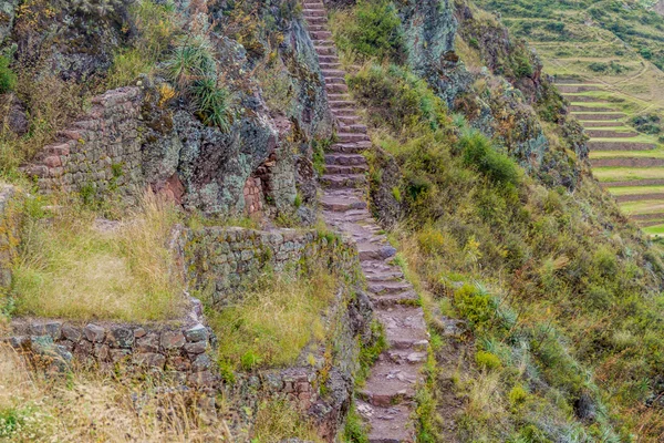Wąskie Schody Ruinach Pisac Peru — Zdjęcie stockowe