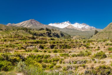 Alanları etrafında Cabanaconde Köyü, Peru