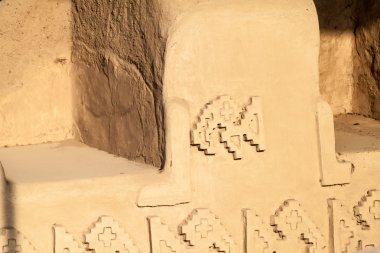 Adobe şehir Chan Chan Trujillo, Peru kalıntıları bir dekorasyon detay