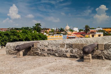 Toplar, Cartagena, Kolombiya sur duvarları