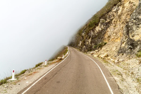 Bulutlar Dağ Yolda Celendin Balsas Peru Arasında Streç — Stok fotoğraf