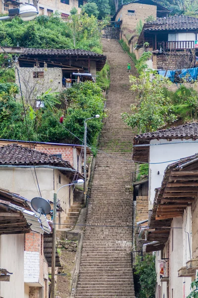 Escadaria Uma Aldeia Leymebamba Norte Peru — Fotografia de Stock