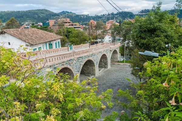 クエンカ エクアドルのプエンテ 壊れた橋 — ストック写真