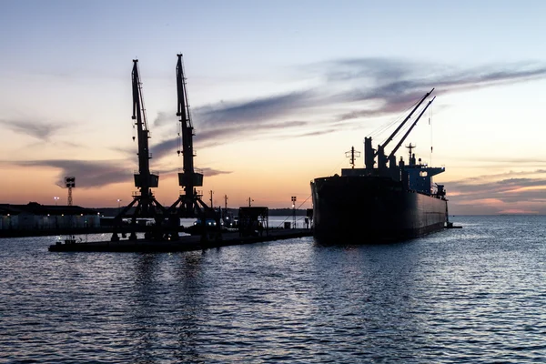 Silhouettes Ship Cranes Port Santarem City Brazil — Stock Photo, Image