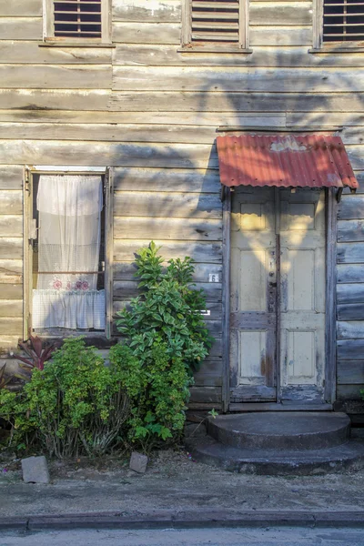 Altes Holzhaus Paramaribo Der Hauptstadt Surinams — Stockfoto