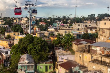 Dominik Cumhuriyeti 'nin başkenti Santo Domingo' da Teleferico (teleferik).