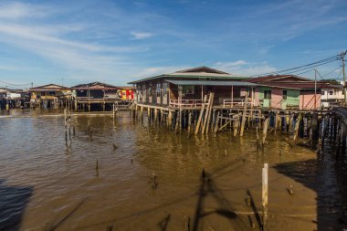 Brunei 'nin başkenti Bandar Seri Begawan' daki Kampong Ayer su köyü.