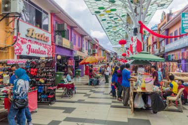 KUCHING, MALAYSIA - 8 Mart 2018: Hindistan Caddesi, Malezya