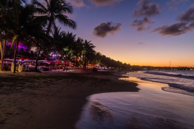 Dominik Cumhuriyeti Cabarete plajının gece manzarası