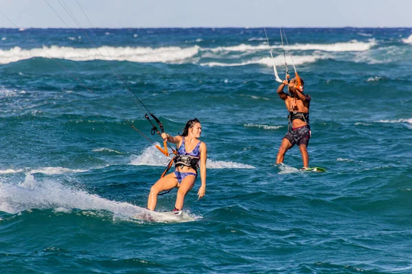 Cabarete Dominican Republic Aralik 2018 Cabarete Sahilindeki Uçurtmacılar Dominik Cumhuriyeti — Stok fotoğraf