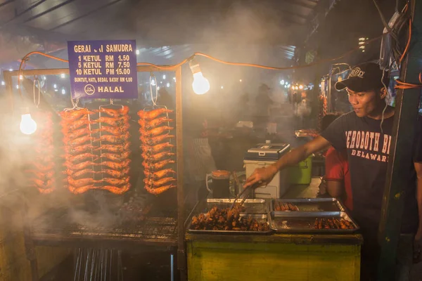 Kota Kinabalu Malaysia Febbraio 2018 Banco Pollo Mercato Notturno Kota — Foto Stock