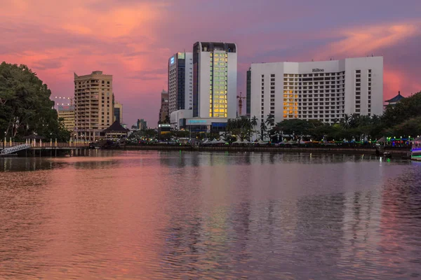 Kuching Malaysia March 2018 Evening View Sarawak River Center Kuching — Stock Photo, Image