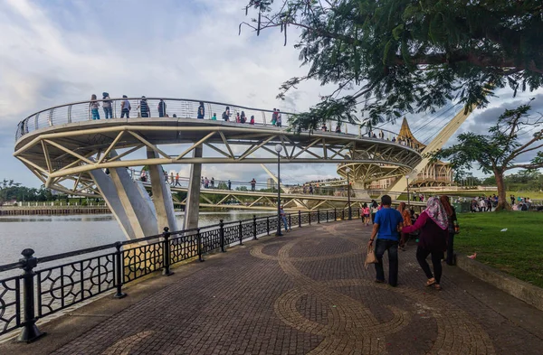 Kuching Malaysia Março 2018 Darul Hana Bridge Centro Kuching Malásia — Fotografia de Stock