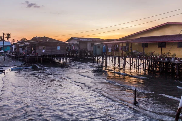 Tanjung Aru Village Aquatique Près Kota Kinabalu Sabah Malaisie — Photo