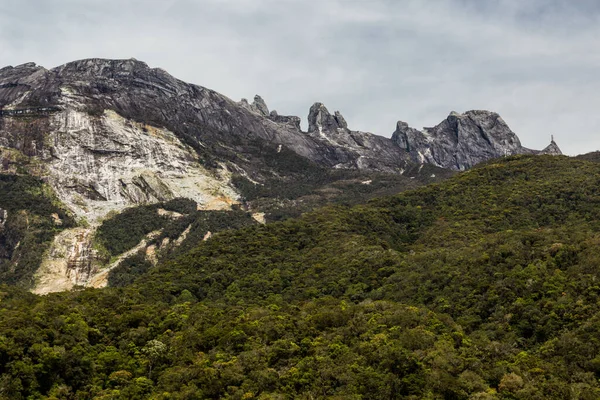 Utsikt Över Mount Kinabalu Sabah Malaysia — Stockfoto