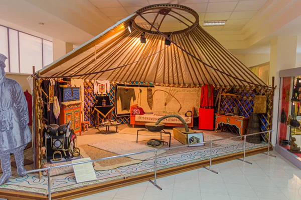ELISTA, RUSSIA - 27 Haziran 2018: Yurt, Elista, Rusya 'daki Kalmyk Cumhuriyeti Ulusal Müzesi.