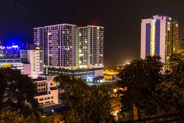 Nachtansicht Der Skyline Von Kota Kinabalu Sabah Malaysia — Stockfoto