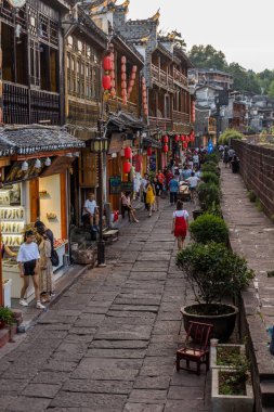 FENGHUANG, ÇİN - 14 AĞUSTOS 2018: Fenghuang Antik Kenti, Çin