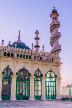 Gujarat Eyaleti, Hindistan, Junagad 'daki Juma Mescidi camii.