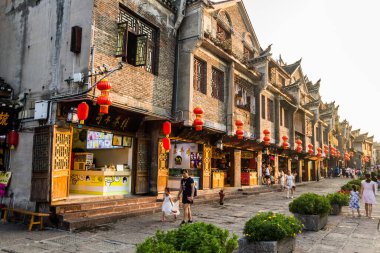 FENGHUANG, ÇİN - 13 Ağustos 2018: Fenghuang Antik Kenti, Hunan Bölgesi, Çin