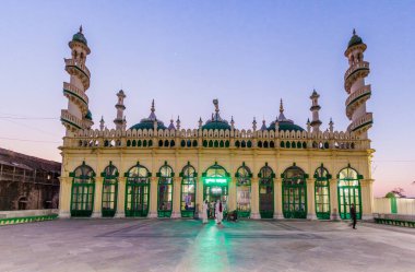 JUNAGADH, Hindistan - 9 Şubat 2017: Junagad, Gujarat State, Hindistan 'daki Juma Mescid Camii