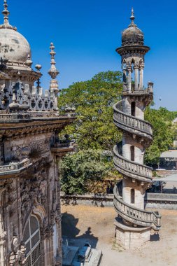 Bahar-ud-din Bhar 'ın mezarı Junagad, Gujarat Eyaleti, Hindistan