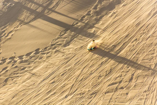 Dunhuang China August 2018 Sand Sledding Singing Sune Sune Dunhuang — 图库照片