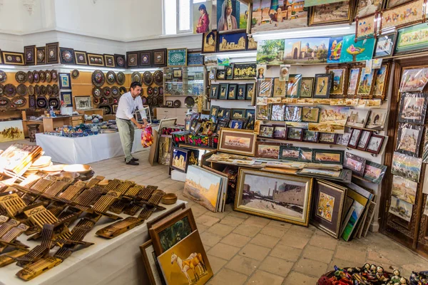 Tashkent Uzbekistan May 2018 Souvenir Shop Barak Khan Madrasa Part — стокове фото