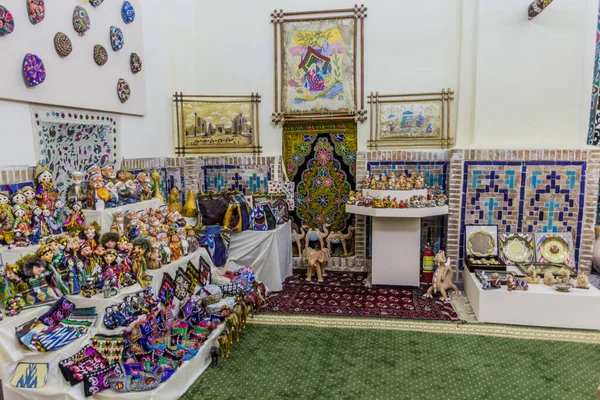 Samarkand Uzbekistán Abril 2018 Tienda Recuerdos Madrasa Tilya Kori Samarcanda — Foto de Stock