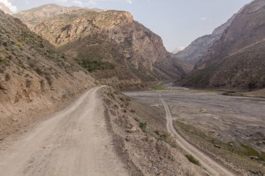 Marguzor Yolu (Haft Kul) Fann Dağları, Tacikistan
