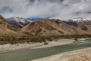 Pamir dağlarındaki Gunt Nehri Vadisi, Tacikistan
